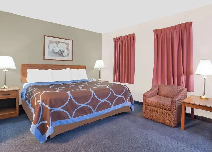 Super 8 By Wyndham Middletown