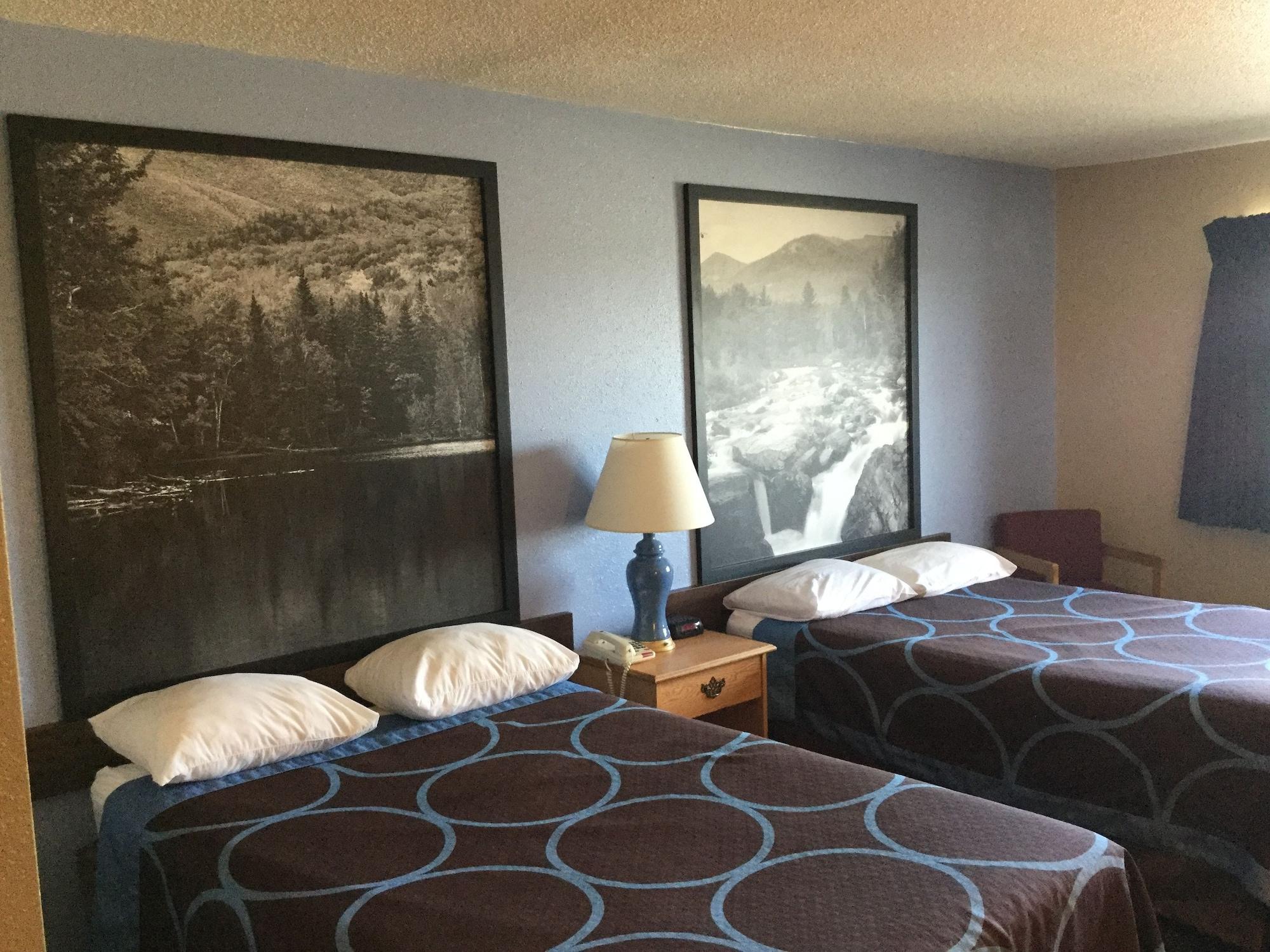 Super 8 By Wyndham Motel