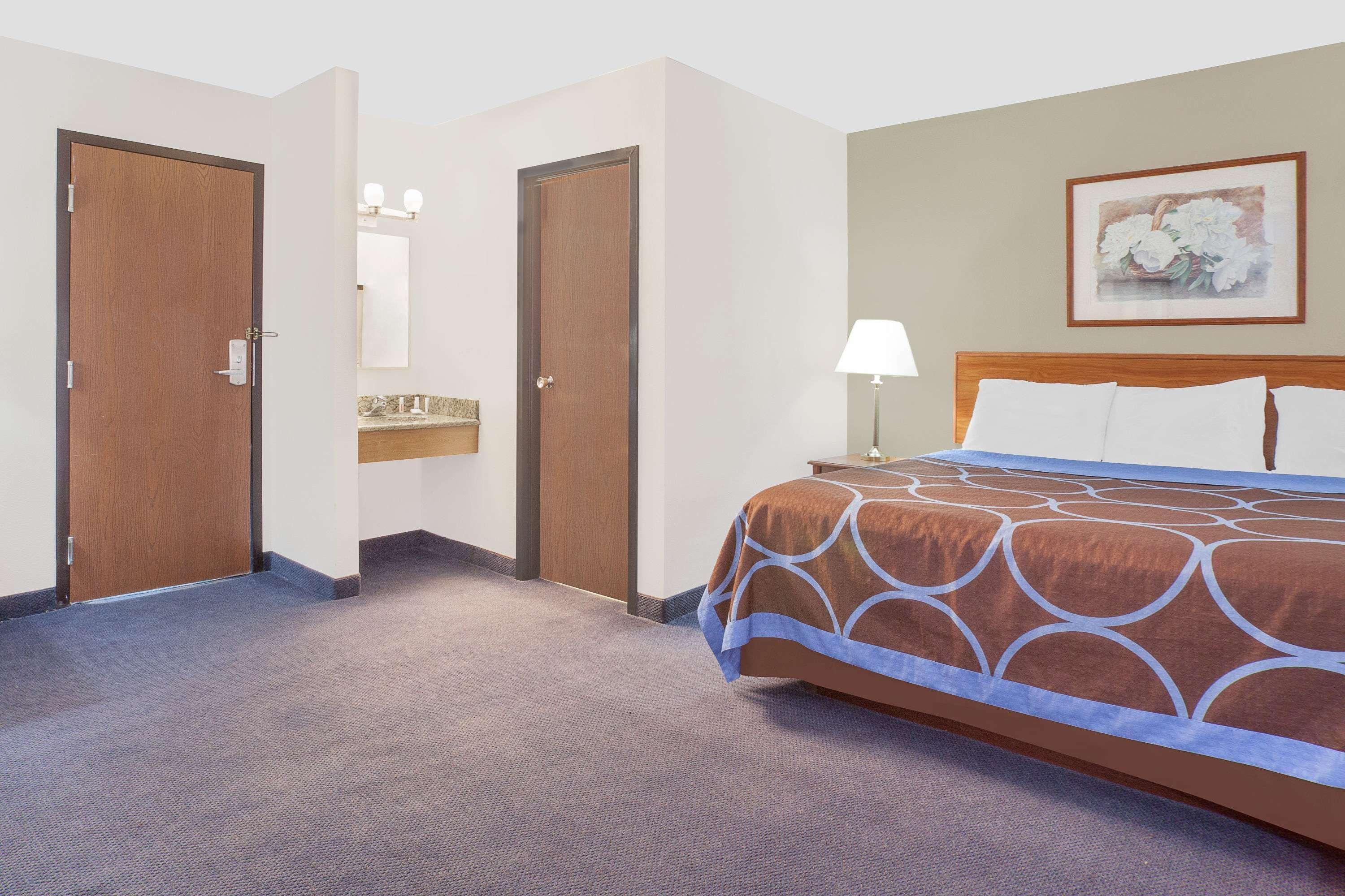 Super 8 By Wyndham Motel Middletown