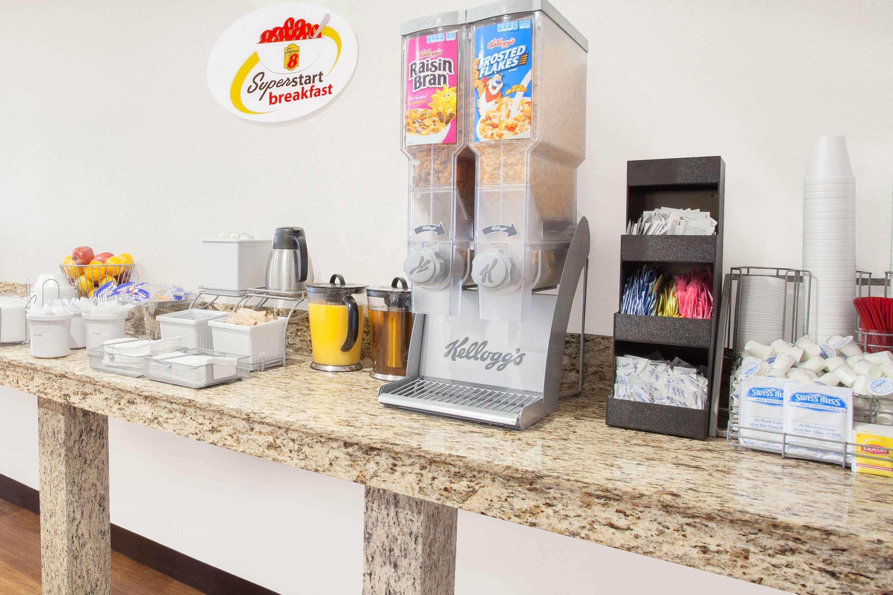Super 8 By Wyndham Middletown