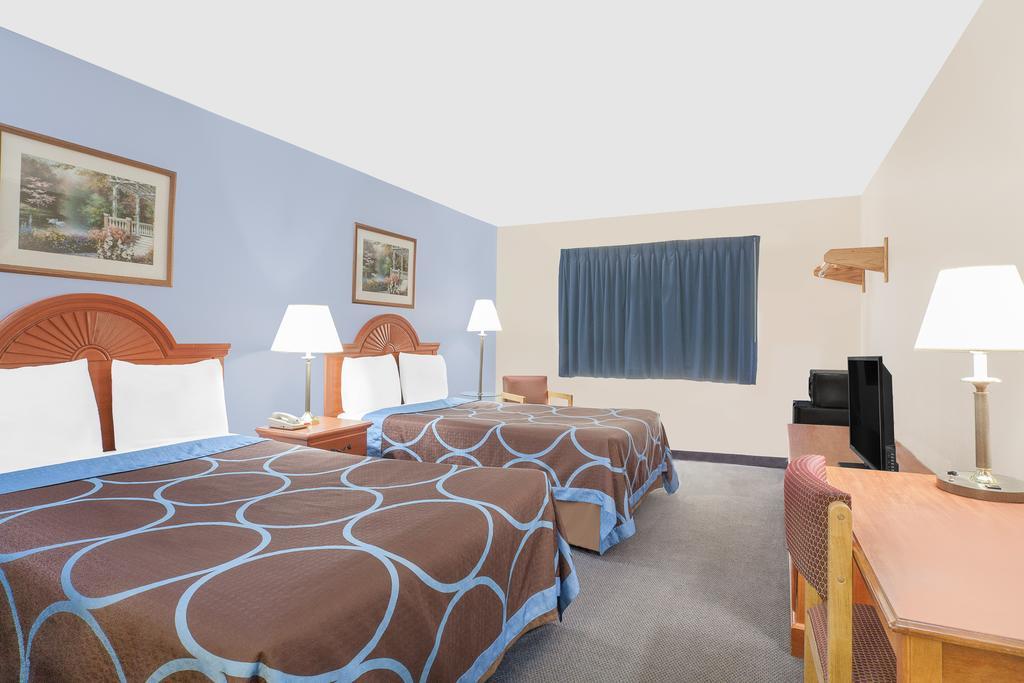 Super 8 By Wyndham