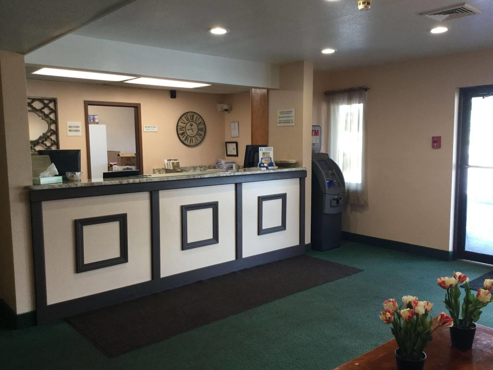 Motel Super 8 By Wyndham 2*
