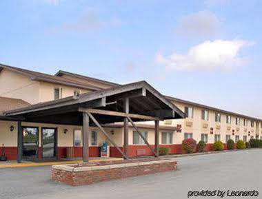 Super 8 By Wyndham Motel 2*